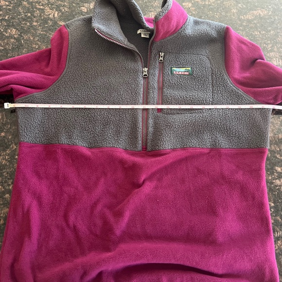 L.L. Bean Quarter Zip Fleece - Picture 5 of 5